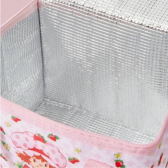 Strawberry Shortcake Insulated cooler/Lunch bag - Picture 4 of 4